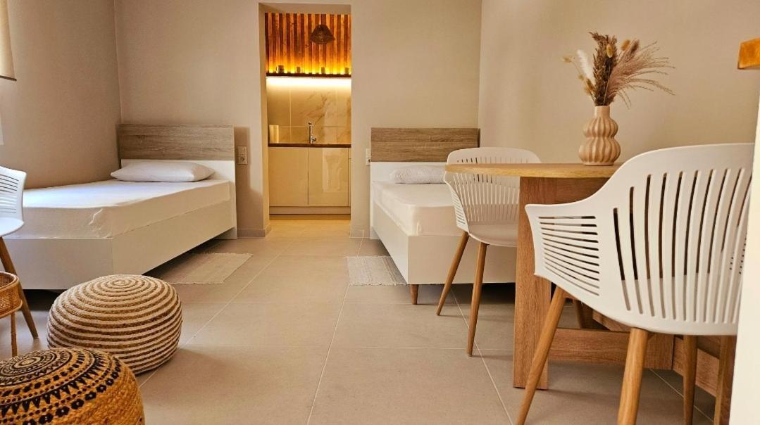 Boutique Athensairport Apartments Markópoulon 外观 照片